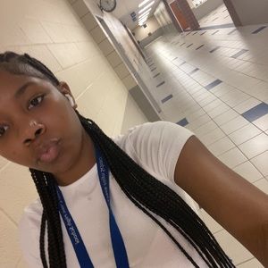 Meet your Posher, Tori